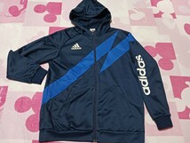 adidasアディダスパーカー付き薄手ジャンパー160_画像1