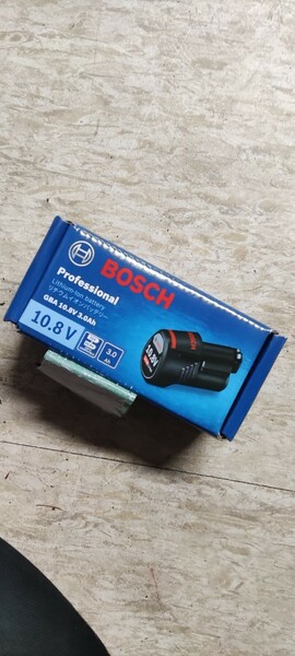 未使用品　新品　ボッシュ プロ用バッテリー GBA10.8V3.0Ah リチウムイオン10.8Vバッテリー リチウムイオン3.0Ah 10.8V対応 BOSCH