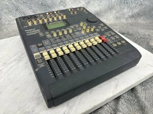 □t551　現状品★Roland　ローランド　vm-3100　ミキサー　本体のみ