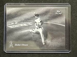 大谷翔平 SP 希少 オンライン限定 2023 Topps Black & White #1 ショートプリント 二刀流 ピッチャー エンゼルス ドジャース MLB WBC