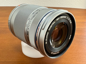 【新品/未使用品】小型軽量！ オリンパス OLYMPUS M.ZUIKO DIGITAL ED 40-150mm F4.0-5.6 R :シルバー#57668