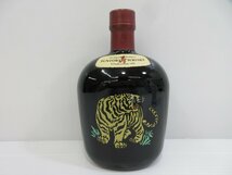 サントリー オールド 干支ボトル? 彫刻 寅 虎 SUNTORY WHISKY OLD 700ml 40% 国産ウイスキー 未開栓 古酒 発送先広島県限定/B34772_画像1