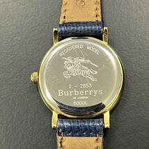 1000円スタート【動作未確認】BURBERRY バーバリー 腕時計 ネイビー シェル ヴィンテージ レディース 2-2853 6000L アクセサリー 小物 中古_画像4