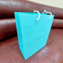 ティファニー TIFFANY ショップ紙袋A（ロゴ小）_画像5