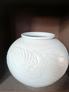  old work of art white porcelain 