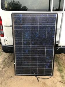 中古2005年製造太陽光発電パネル・三菱電器PV-MR134C、24vです。寸法80×120×4センチ在庫が20枚、10枚以上は一割引にします！