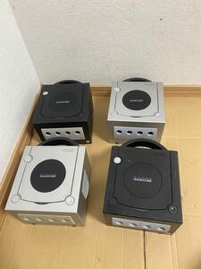 任天堂 ゲームキューブ ニンテンドーゲームキューブ GAMECUBE 4台まとめて売る