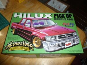 手付品☆1/24 ハイラックス Wキャブ ローライダー　アオシマ ピックアップ HILUX DOUBLE CAB 1992年モデル