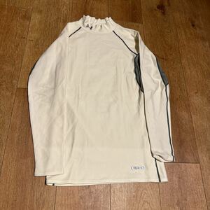 UNDER ARMOUR インナーシャツ SIZE XL アンダーアーマー アンダーシャツ 