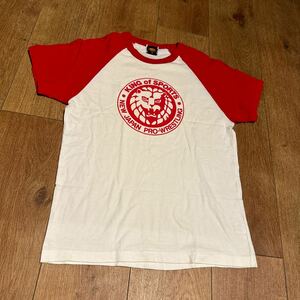 KING OF SPORTS 新日本プロレス 半袖Tシャツ SIZE M サイン入り