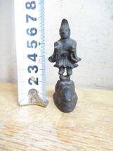 古銅携帯仏　持仏　高さおよそ7cm　時代仏　仏教美術　仏像　_画像1