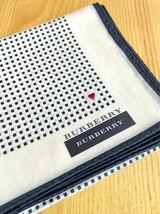 バーバリーハンカチ　BURBERRYハンカチ　バーバリー　ハンカチ　新品　ハート　刺繍　ドット柄_画像2