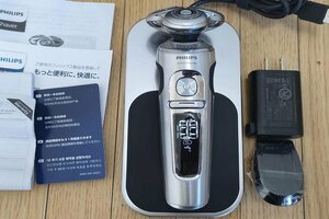 ★PHILIPSフィリップス ウェット＆ドライ電気シェーバー SP9861