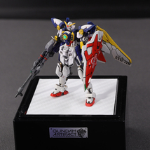 ガンダムアーティファクト４ XXX-01W　ウイングガンダム　 塗装済改修完成品　 オリジナル台座セット　ガンダムW_画像2