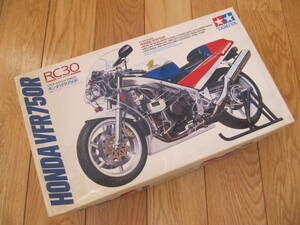 未組立　HONDA　ホンダ　VFR750R　オートバイ　No.57　1/12　プラモデル　TAMIYA