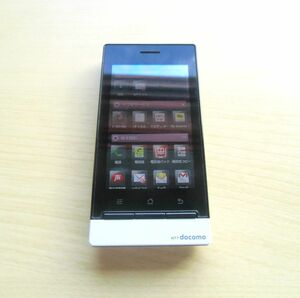 docomo with series P-01D　ホワイト　Androidバージョン　2.3.4　ワンセグ可