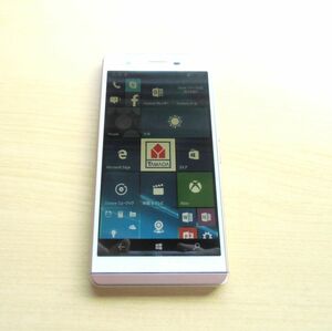 ヤマダ電機　EveryPhone　Windows10 Mobile　SIMフリー