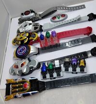 【初売り】仮面ライダーキバ/ディケイド　武器/ベルトなりきり変身大量セット　現状ジャンク品_画像2