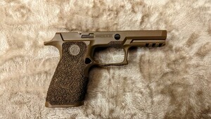 Parabellum P320 X-Carry グリップ FDE セラコート塗装　 VFC,SIG,GBB