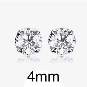 新品　純銀 4mm AAA+ CZ ダイアモンドピアス ダイヤモンド　シルバー925 刻印　有 シルバー DIAMOND ユニセックス ダイヤ　送料無料