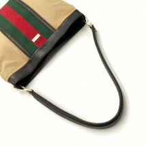 グッチ【美品】GUCCI ワンショルダーバッグ シェリーライン ロゴプレート ゴールド金具 レザー 本革 肩掛け可 メンズ レディース_画像9