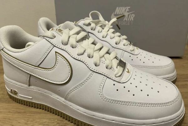 即決30cm NIKE AIR FORCE1 '07 White/Blondineナイキ エアフォース1 '07 ホワイト/ブロンジーンUS12 新品正規　DV0788-104