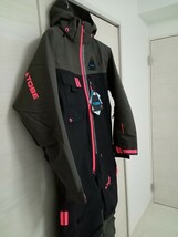 限定1着 新品未使用 TOBEモノスーツ 中綿あり スノーモービルウェア メンズ2XS MONOSUIT ワンピース_画像3