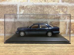 【保管品】MINI CHAMPS ミニチャンプス Mercedes E-Class Saloon 1993 メルセデスEクラス nautical blue met