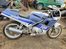 FZR250　ヤマハ　栃木　現状　走り屋　4気筒　部品取り　　_画像3