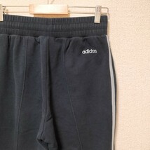 ☆00s old adidas 万国旗タグ スウェットパンツ ネイビー フレアシルエット サイズM 刺繍ロゴ 3本ライン オールド アディダス 古着 USED_画像1