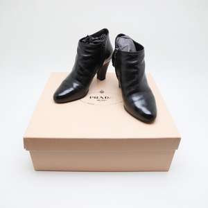 【中古品】プラダ　レザー　ショートブーツ　ブラック　ヒール　靴　PRADA　サイズ34