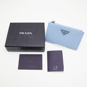 【新品同様品】プラダ　サフィアーノトライアングル カードケース　ライトブルー　1MC086