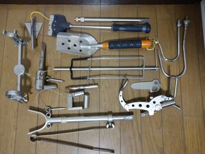 釣具まとめ 釣り竿受け ギャフ コマセミキサー カゴ など daiwa ダイワ