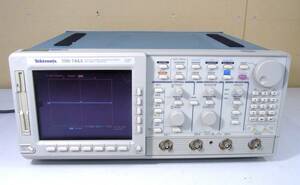 Tektronix TDS744A デジタルオシロスコープ 管理番号：RH-907