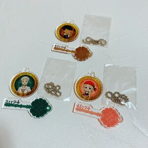 約束のネバーランド　ノーマン アンナ　ドン　アクリルキーホルダー　アクキー マリン　ミニキャラver 約ネバ