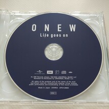 SHINee ONEW オニュ CD Life goes on 通常盤 日本 ソロ アルバム トレカ などなし_画像3