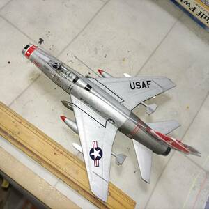 1/72 アメリカ空軍　F-100完成品