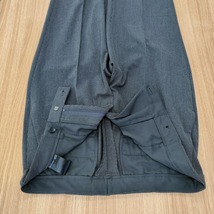 美品 UNIQLO HEATTECH ユニクロ ヒートテック ストレッチ スラックス ビジネスパンツ W82cm 股下70cm グレー 格子柄_画像5