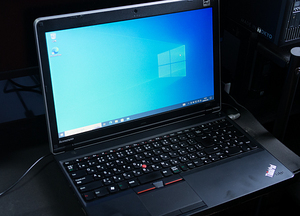 Lenovo THINKPAD EDGE 520 Core i5-2450M 2.50GHz / 4GB / SSD 128GB / 15.6インチ / DVD / win10 【動作品】