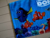 4.【新品】ディズニー ドリー*フェイスタオル*ニモ*DORY*インクジェット_画像2