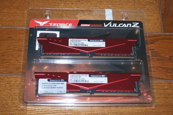 Team T-FORCE Vulcan Z DDR4 3600 32GBkit 16GBx2枚