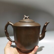 【超珍館蔵】紫砂壺 獎杯壺 陳鳴遠款 紫泥 茶道品 置物 古賞物 古美術品 稀少珍蔵品_画像7