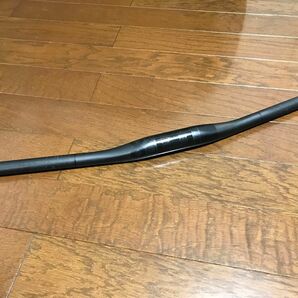 Bontrager KOVEE XXX OCLVCarbon 35 Handlebar 720㎜幅　カーボンハンドル 35㎜径