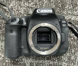 Canon EOS 90D