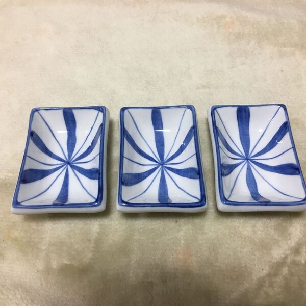 小皿 3枚