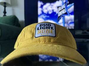 USモデル　企業 Bud Light バドライト　BEER キャップ　イエロー