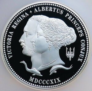 【1332】準最高鑑定！　イギリス2019年　ヴィクトリア女王生誕200年　10ポンド5オンスプルーフ銀貨