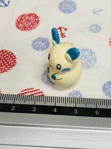 ポケモン ミニフィギュア おきあがりこぼし マイナン