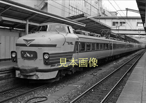 [鉄道写真] 181系 特急とき 新潟駅 (2558)