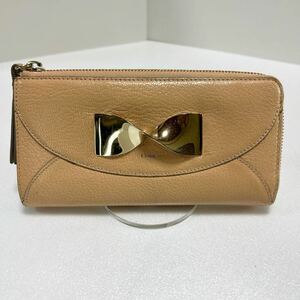 ◆Chloe クロエ ツイステッドボウ 3P0762◆　長財布　L字ファスナー本革　リボン ゴールド金具　ロゴ刻印 【USED】0129